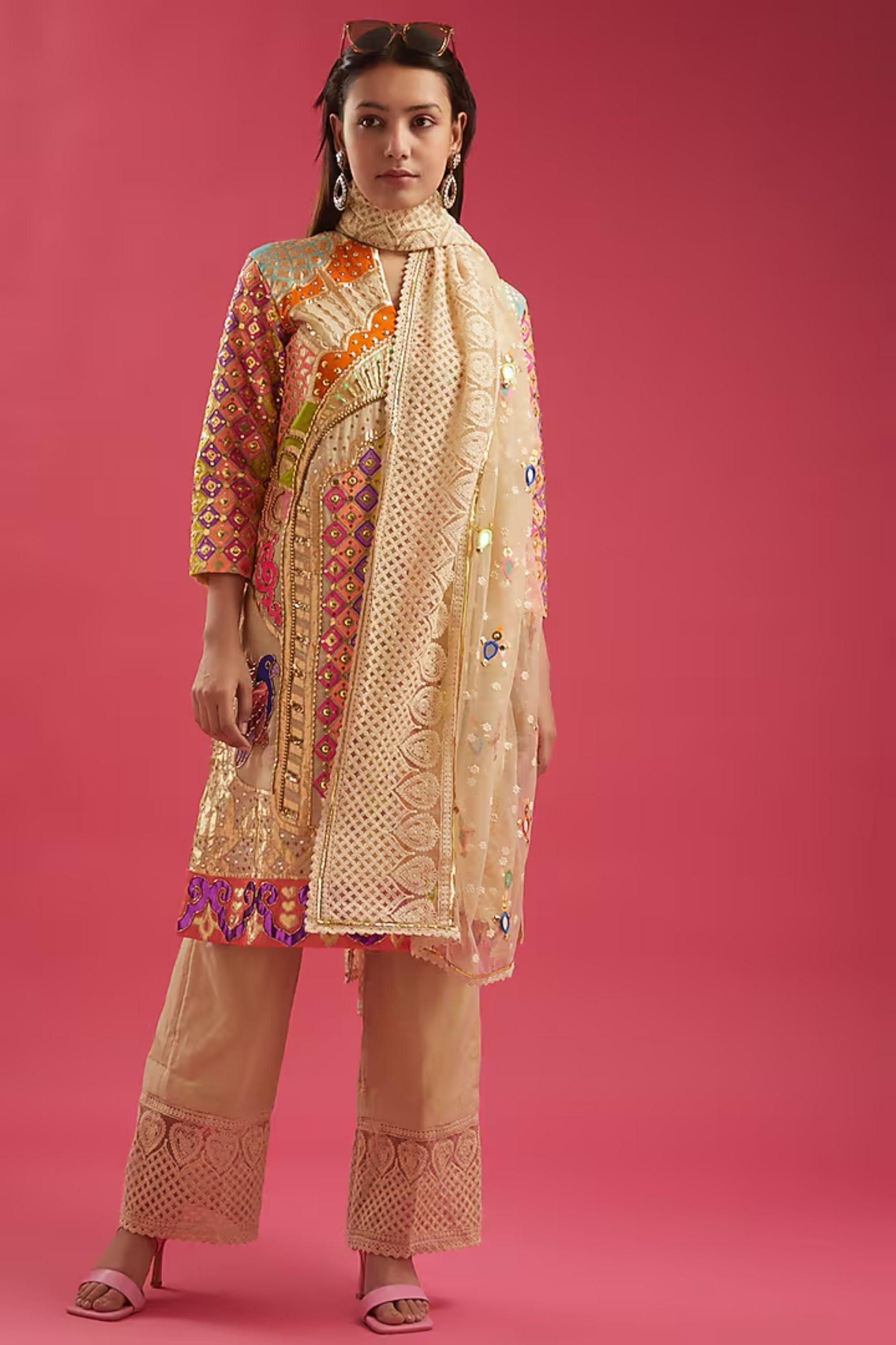 SUVARNA MAHALAYA KURTA SET