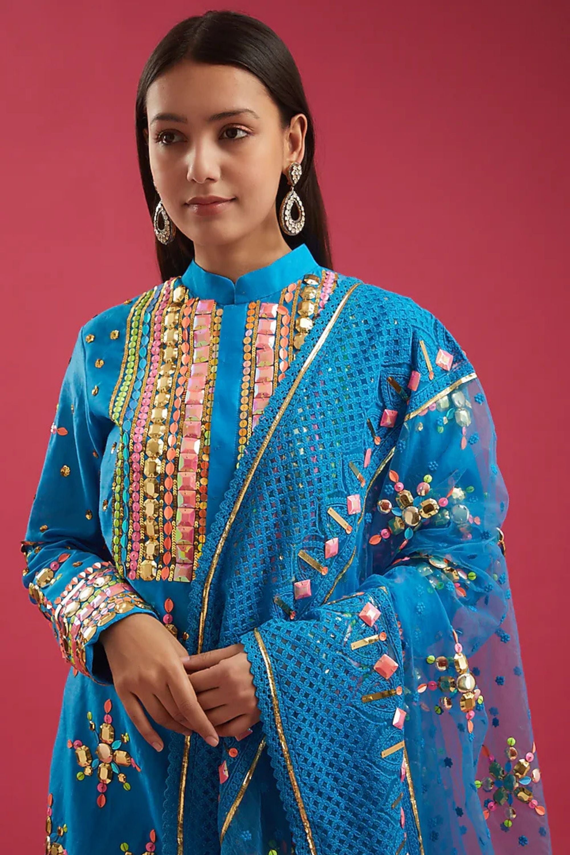 THE NEELA KURTA SET