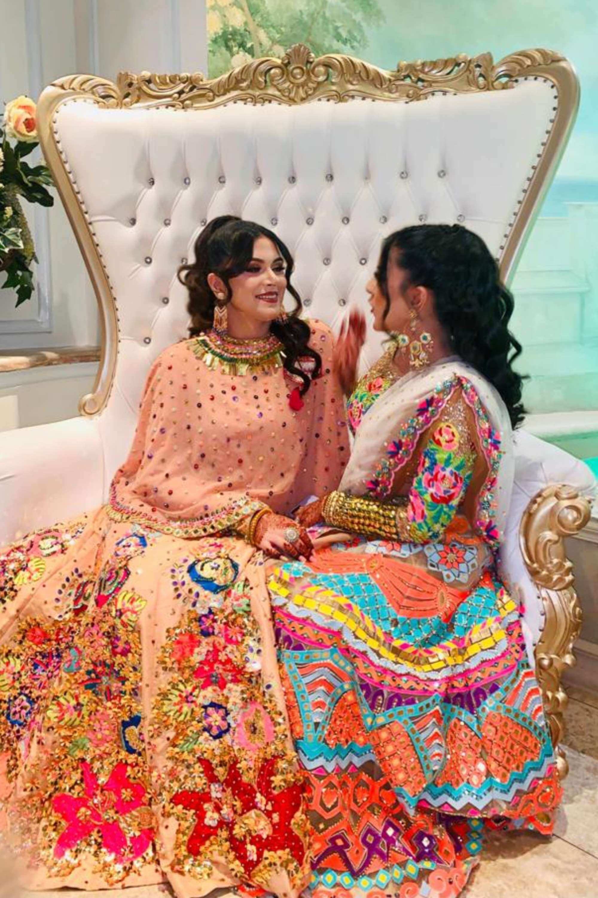 GULSHAN BAHAR LEHENGHA x SHIDDAT LEHENGHA SET