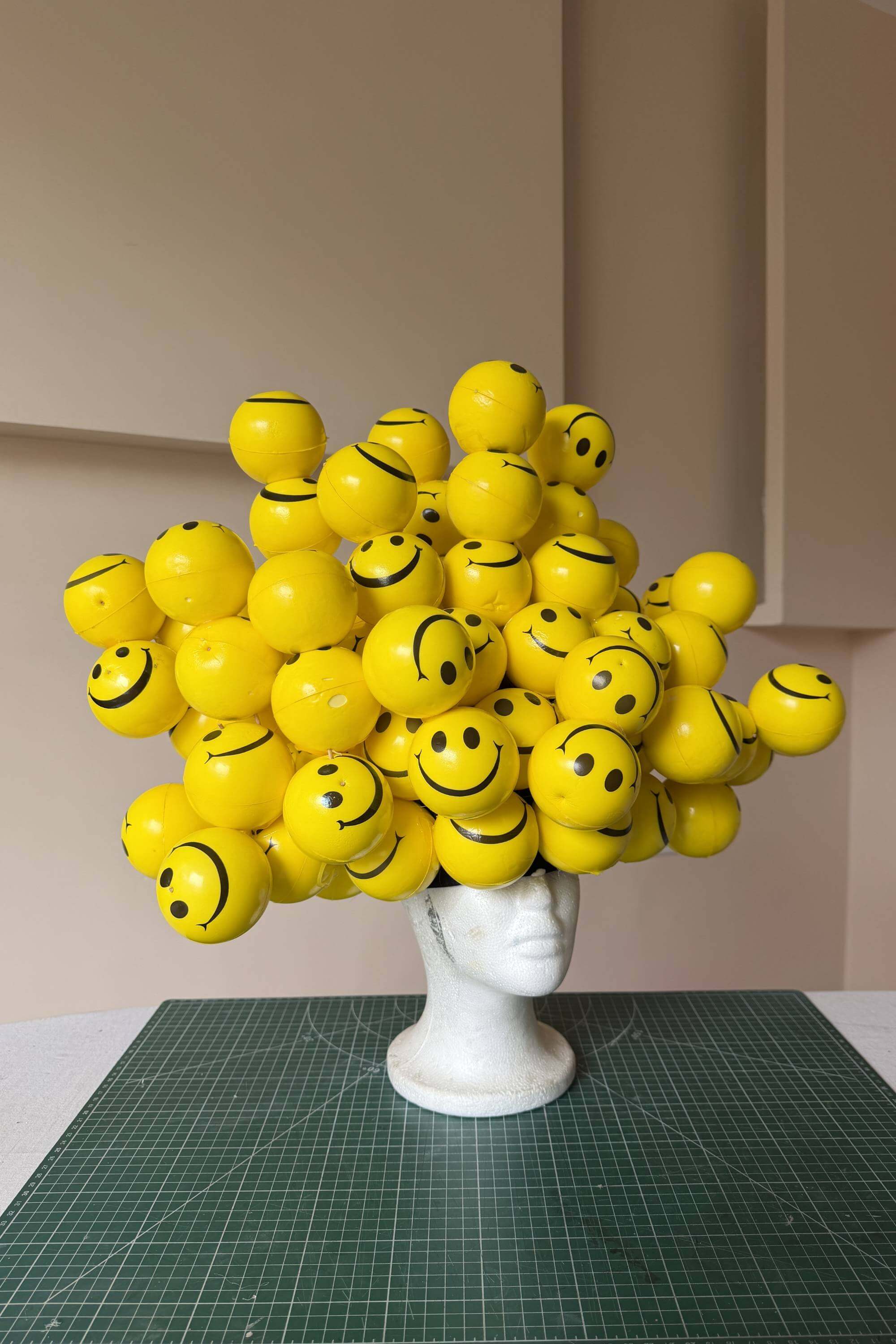 HAPPY GO LUCKY