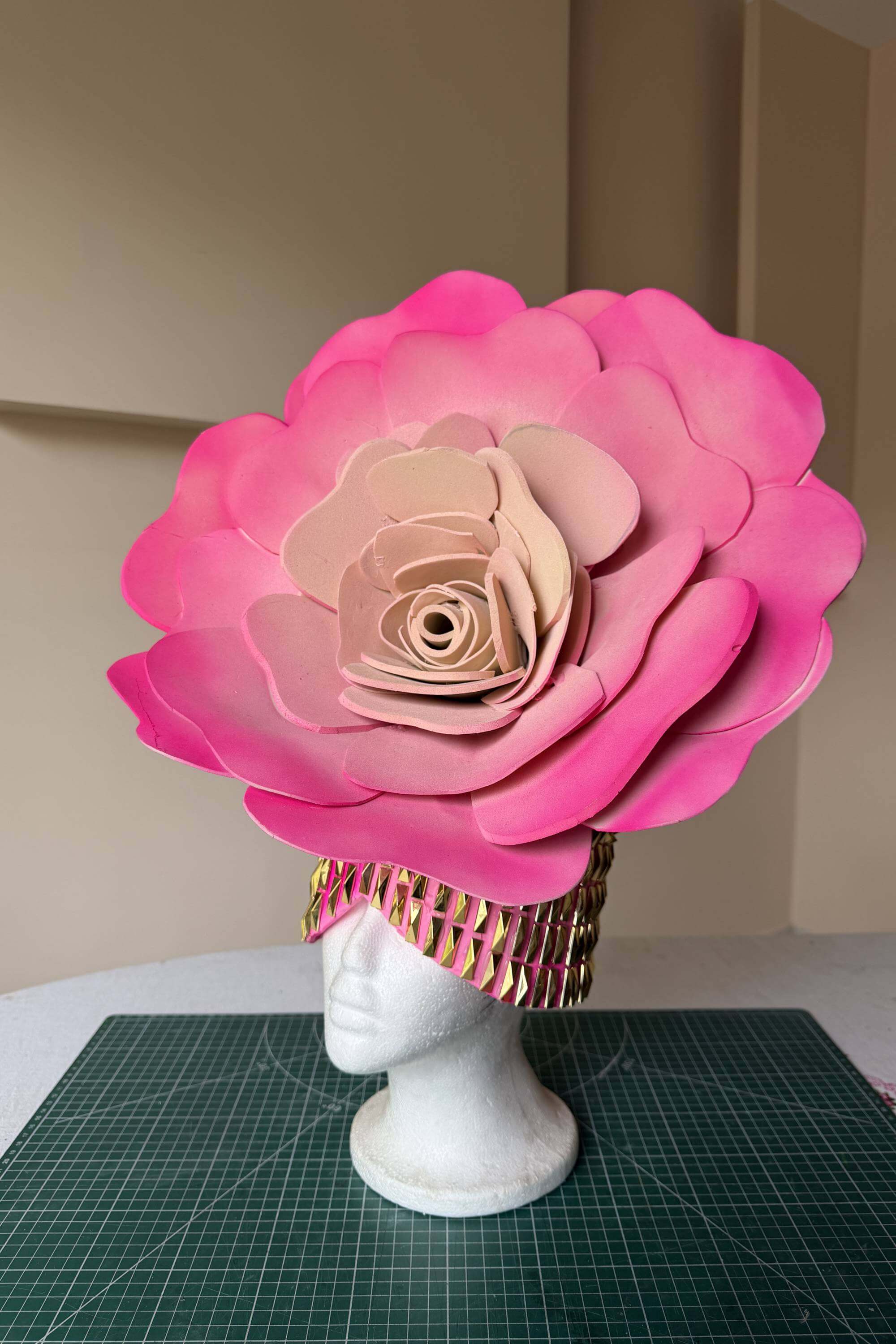 OMBRE GIANT FLORALHEAD