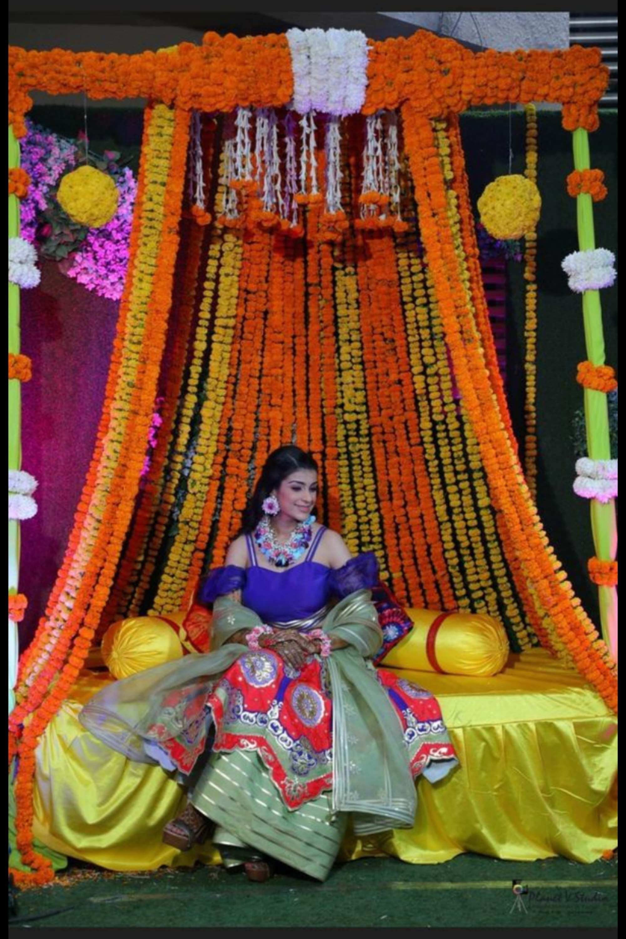 SHIDDAT LEHENGHA SET