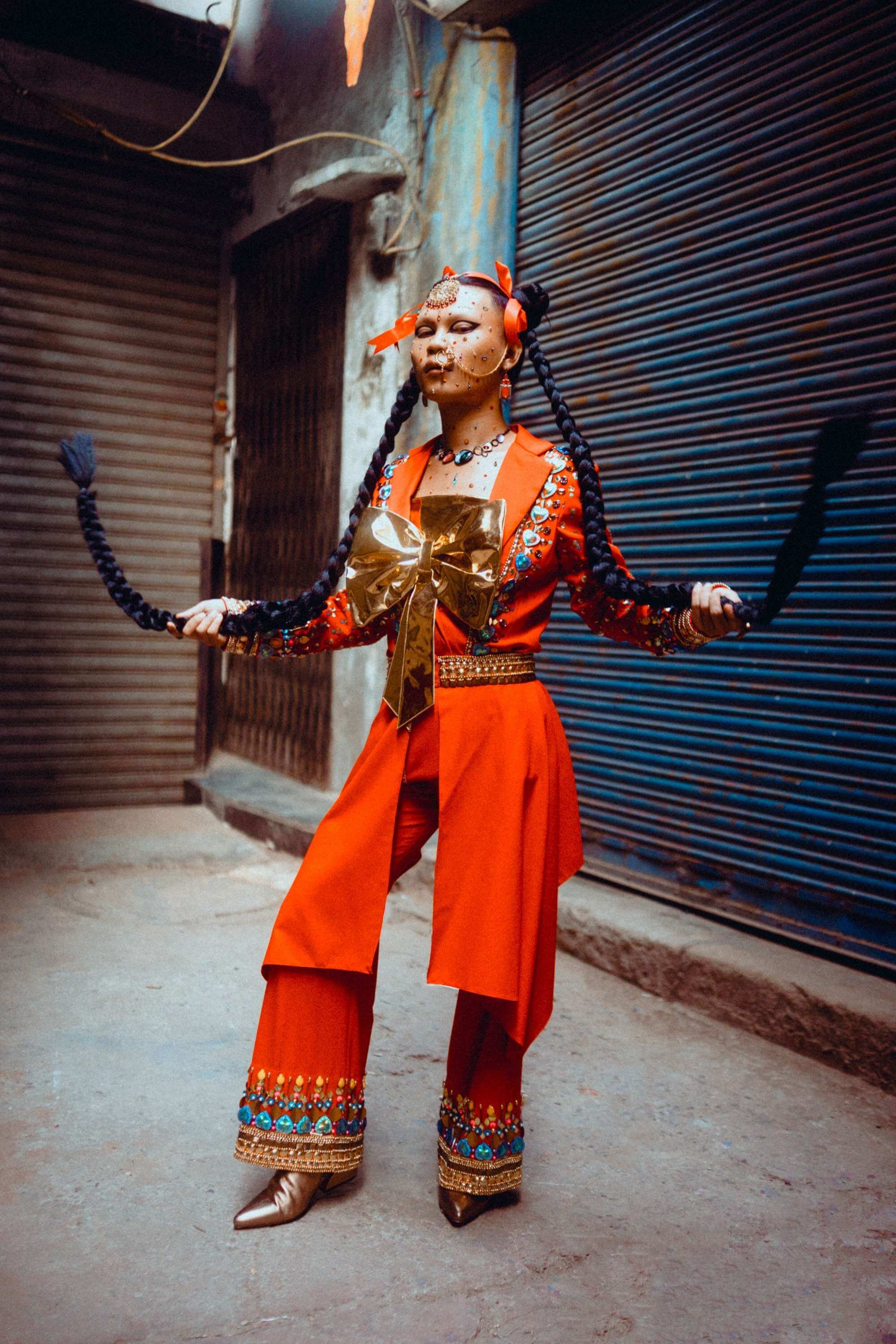 SINDDOR LAL PANT SUIT