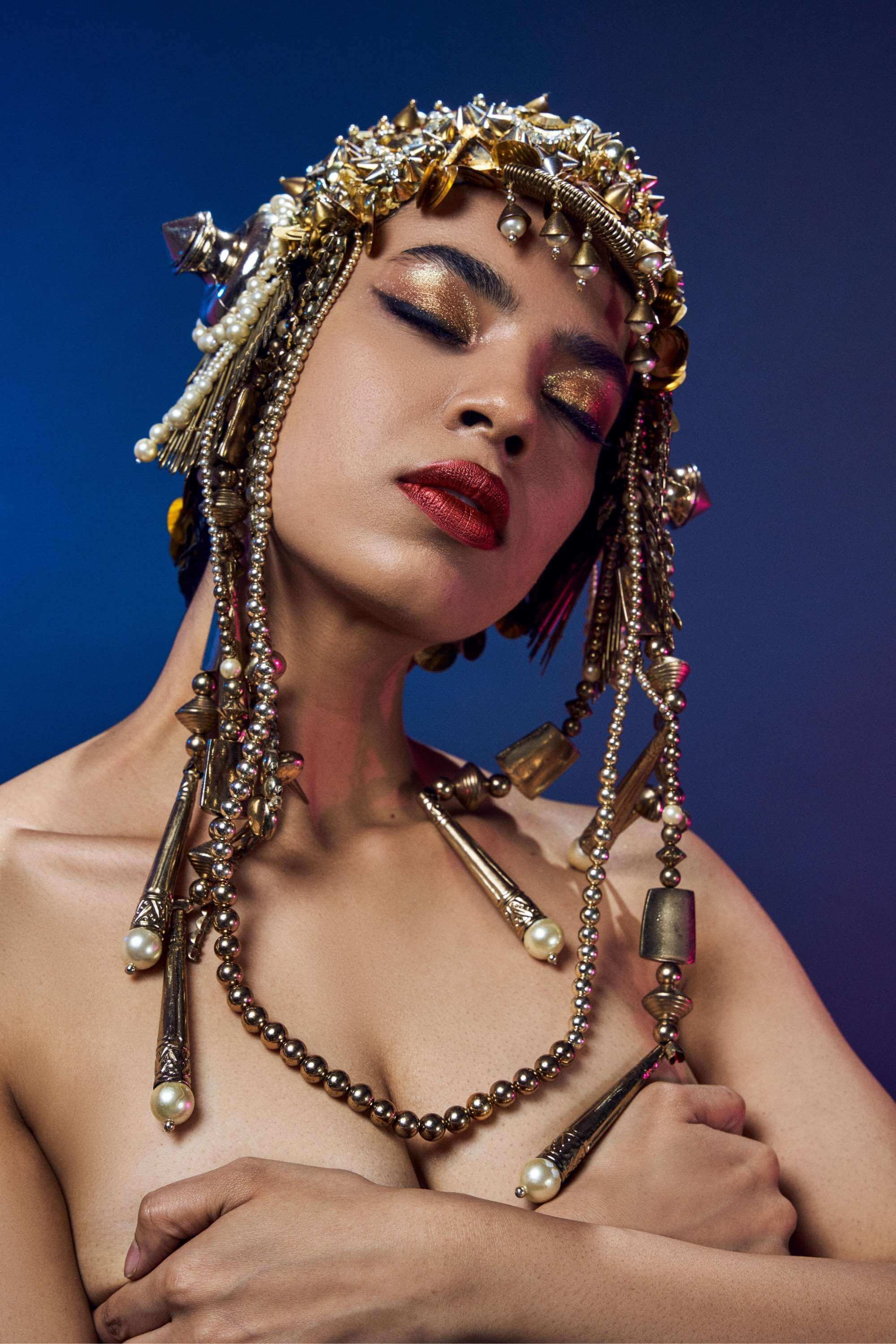 3D GOLD SKULLCAP