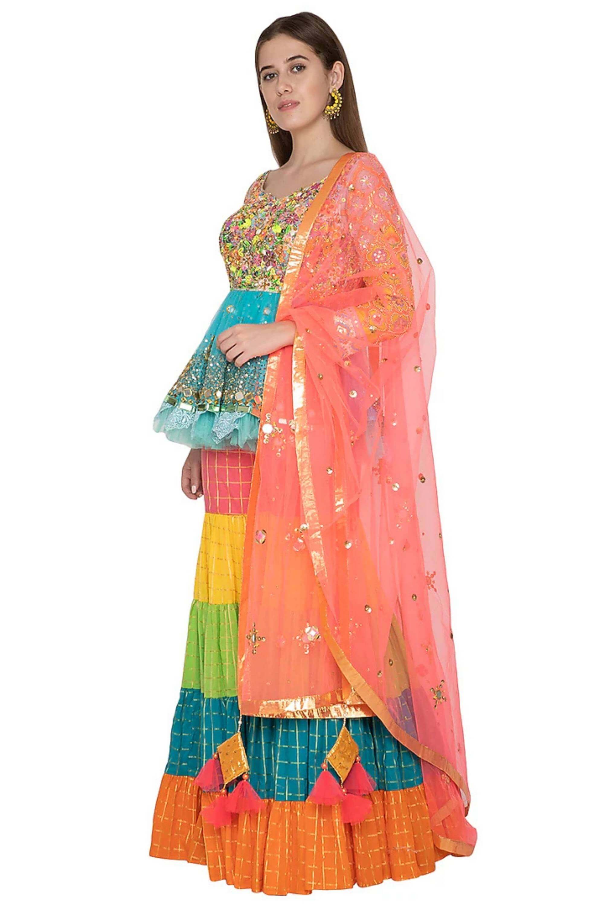 AFREEN DASTKARI SHARARA