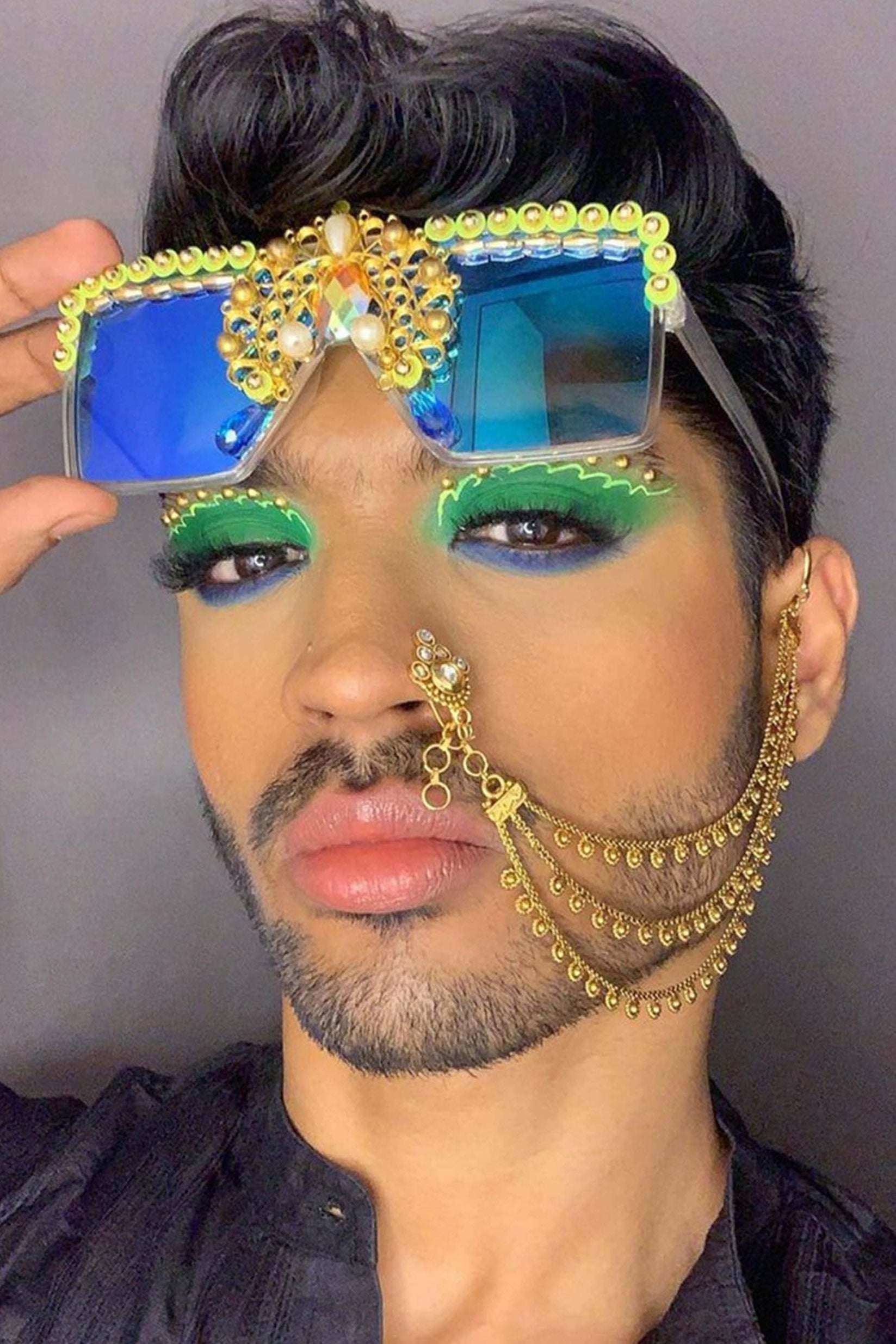 BEJEWLLED SUNGLASSES