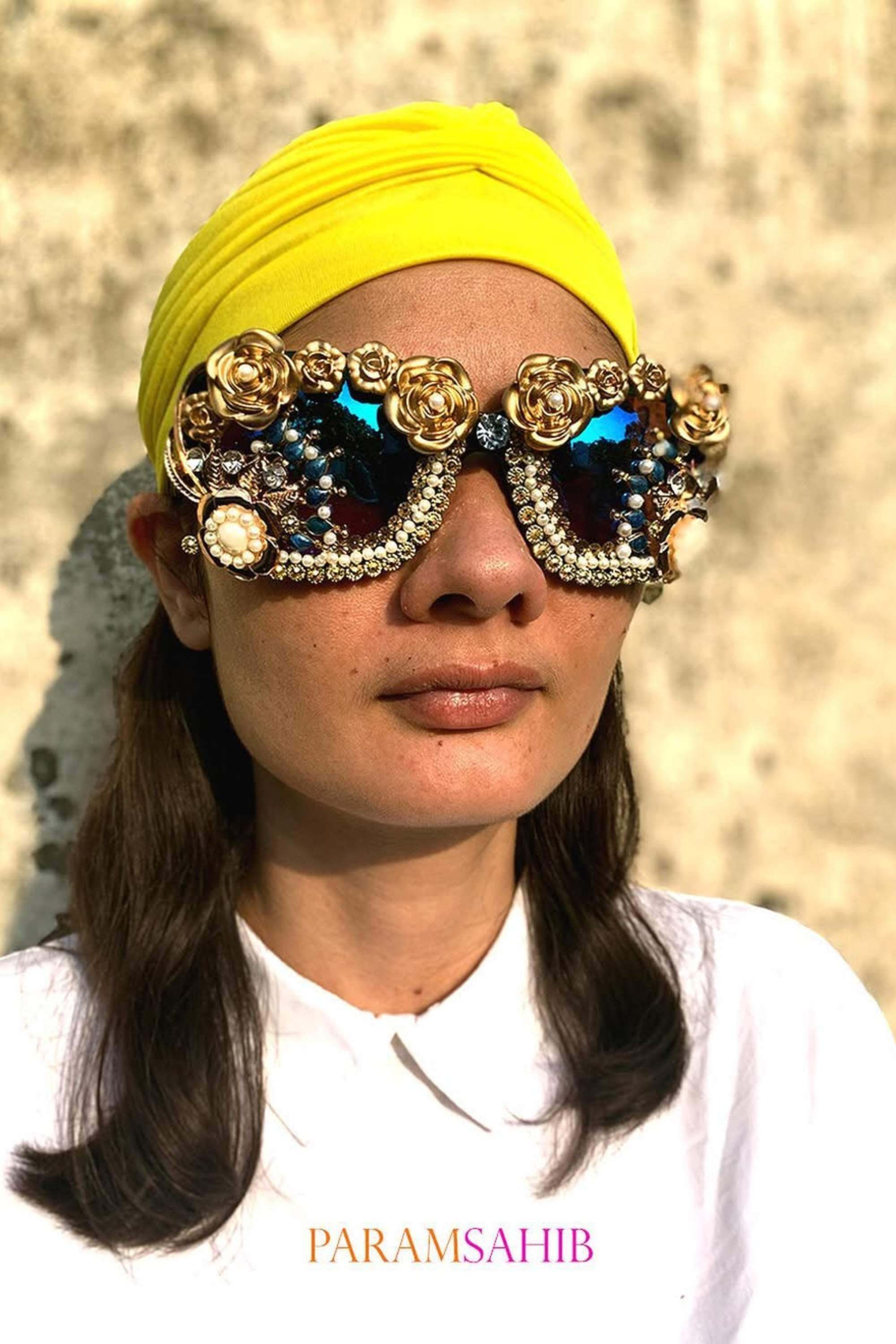 BLUE DIAMOND SUNGLASSES
