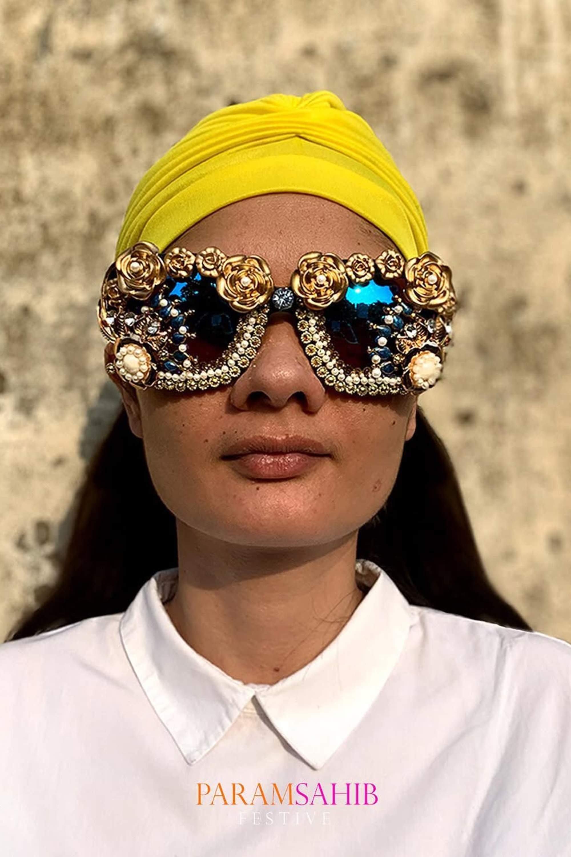 BLUE DIAMOND SUNGLASSES