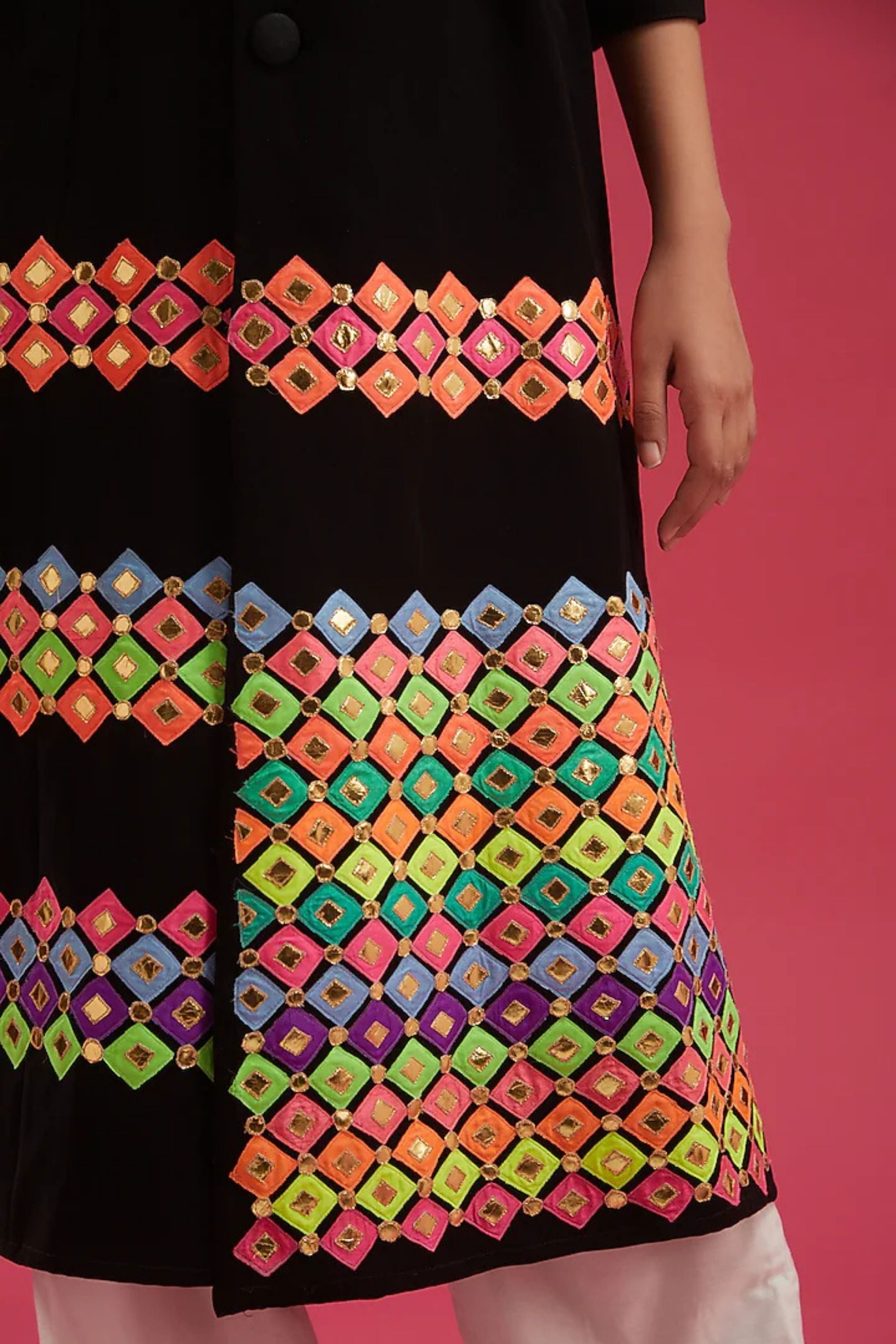SHYAMAH ANGHRAKHA KURTA SET