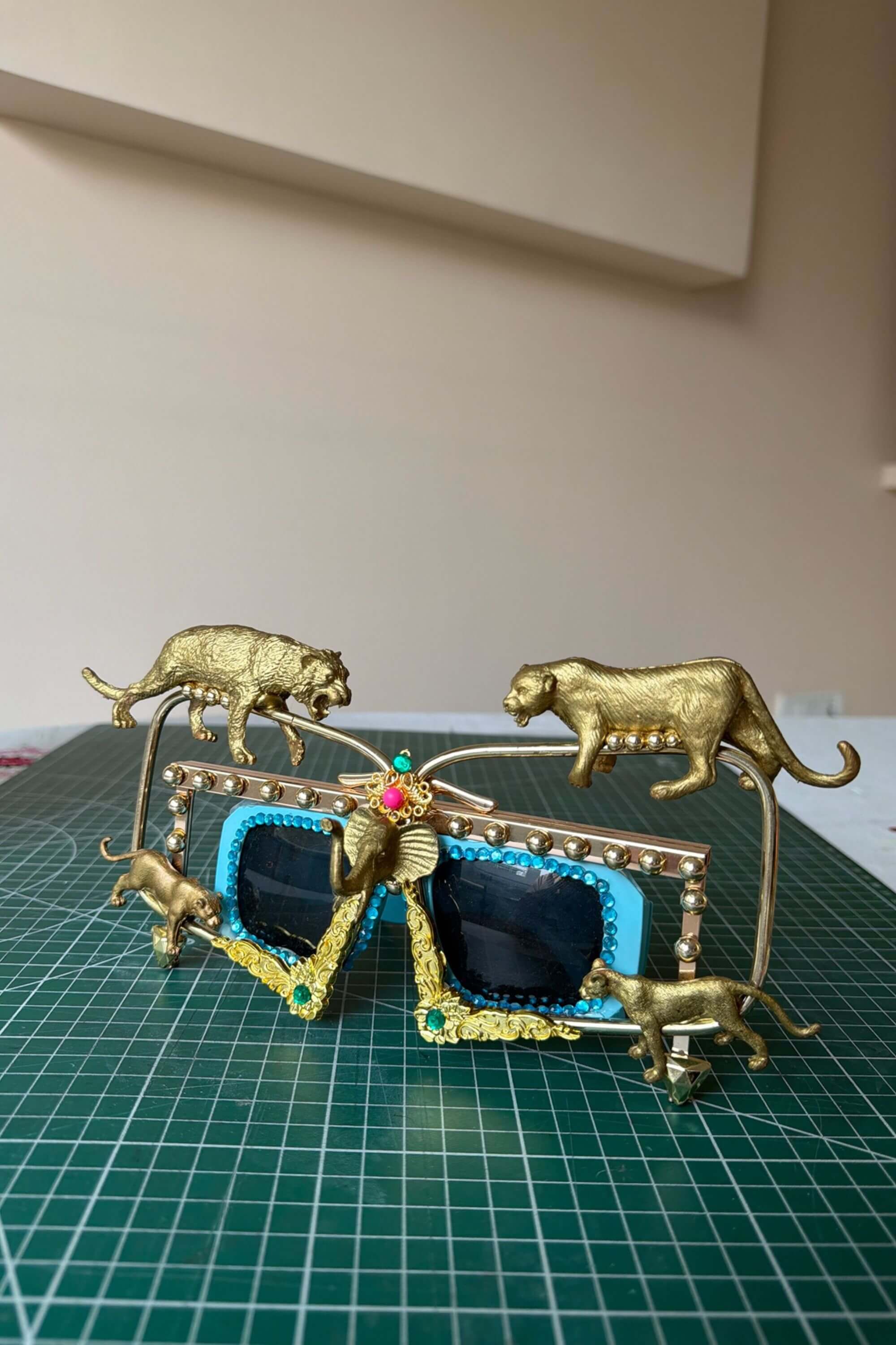 CANDY CIRCUS SUNGLASSES