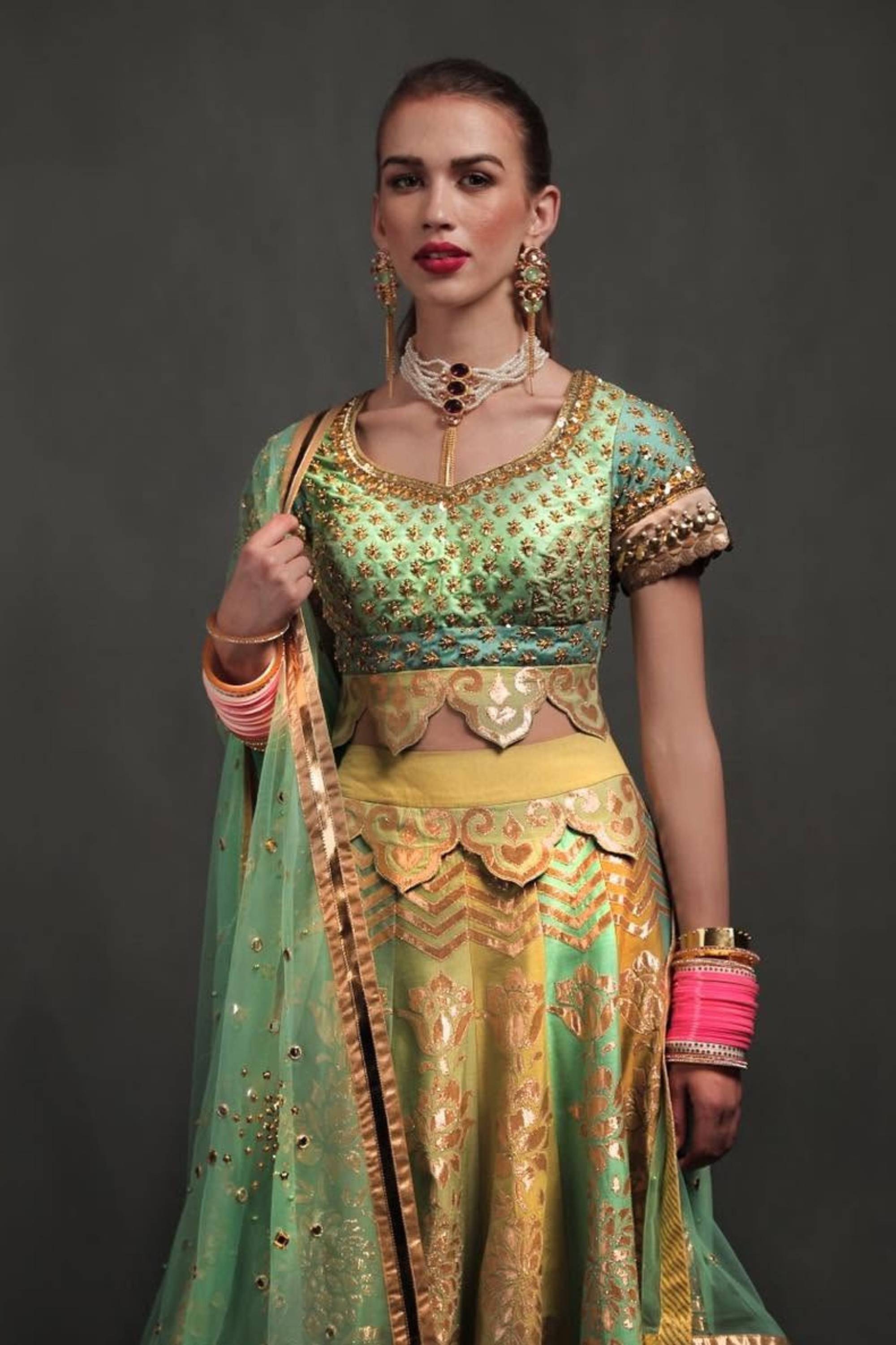 HARIYA RAWADH LEHENGHA SET