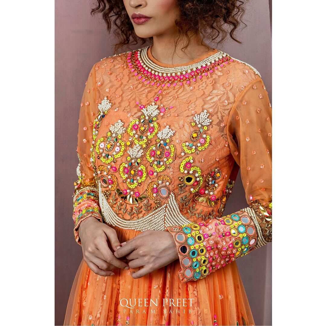 KHUMAAR DHOTI SET