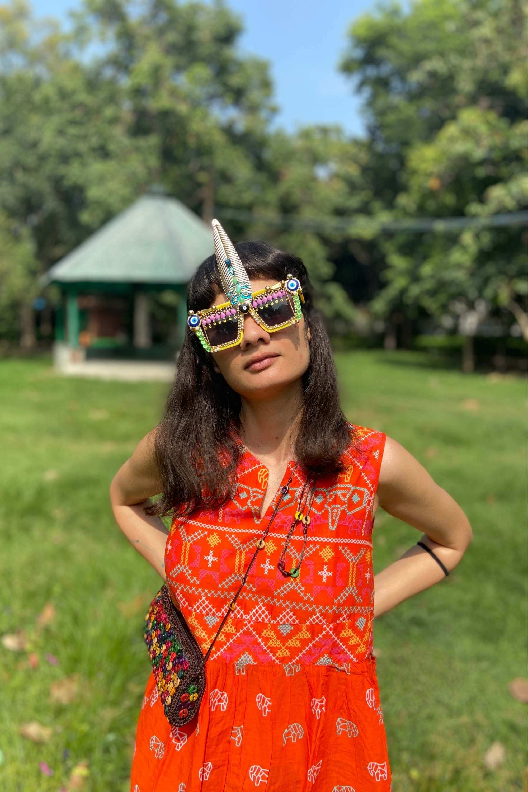 METAL LEAF SUNGLASSES