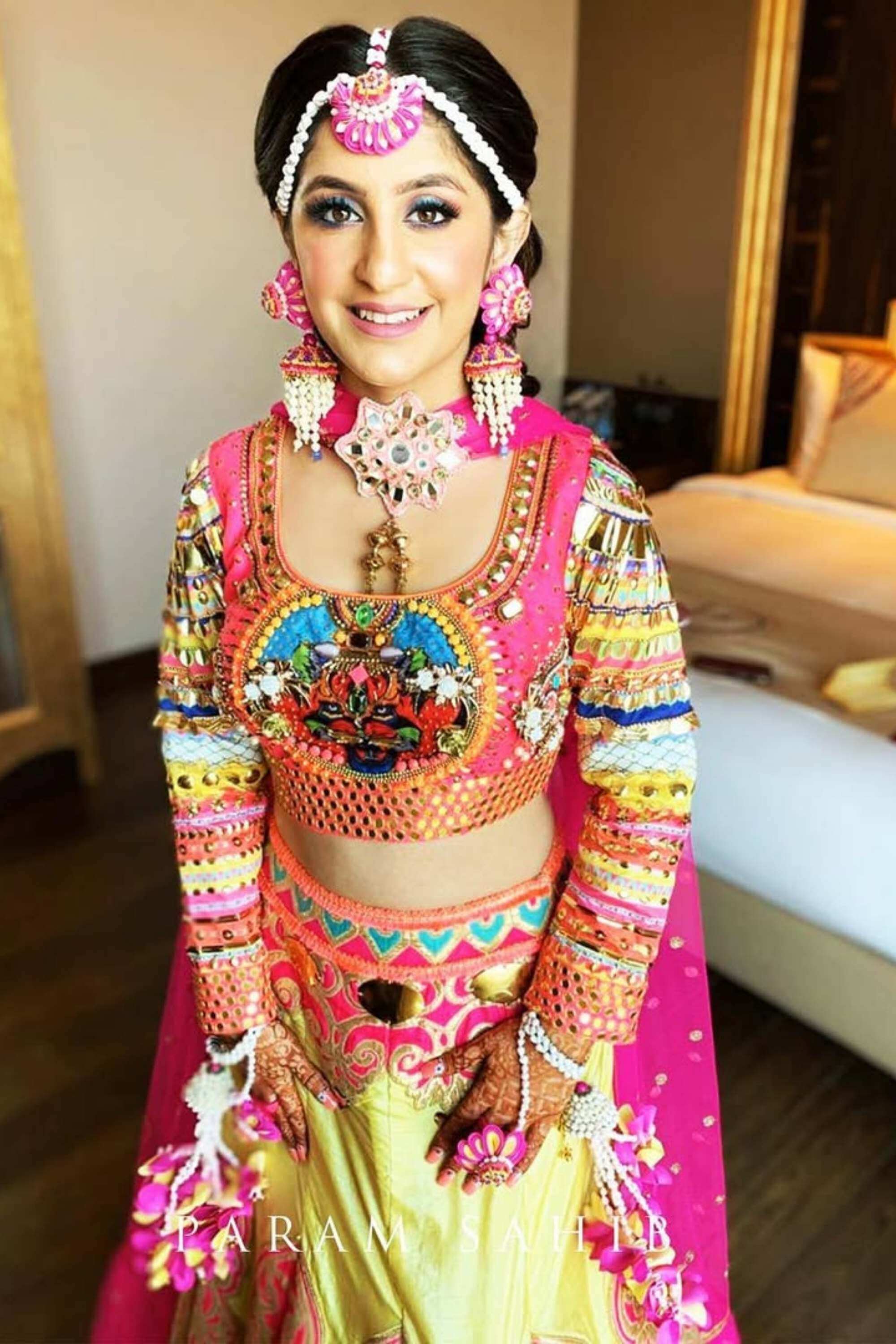 RESHMI PINK MAHAL LEHENGHA