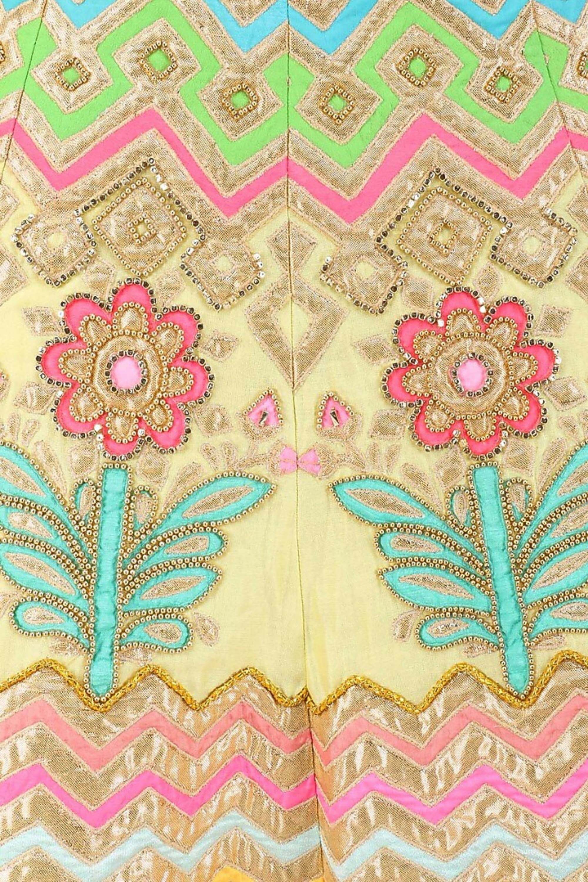 SURKHWAAB LEHENGHA