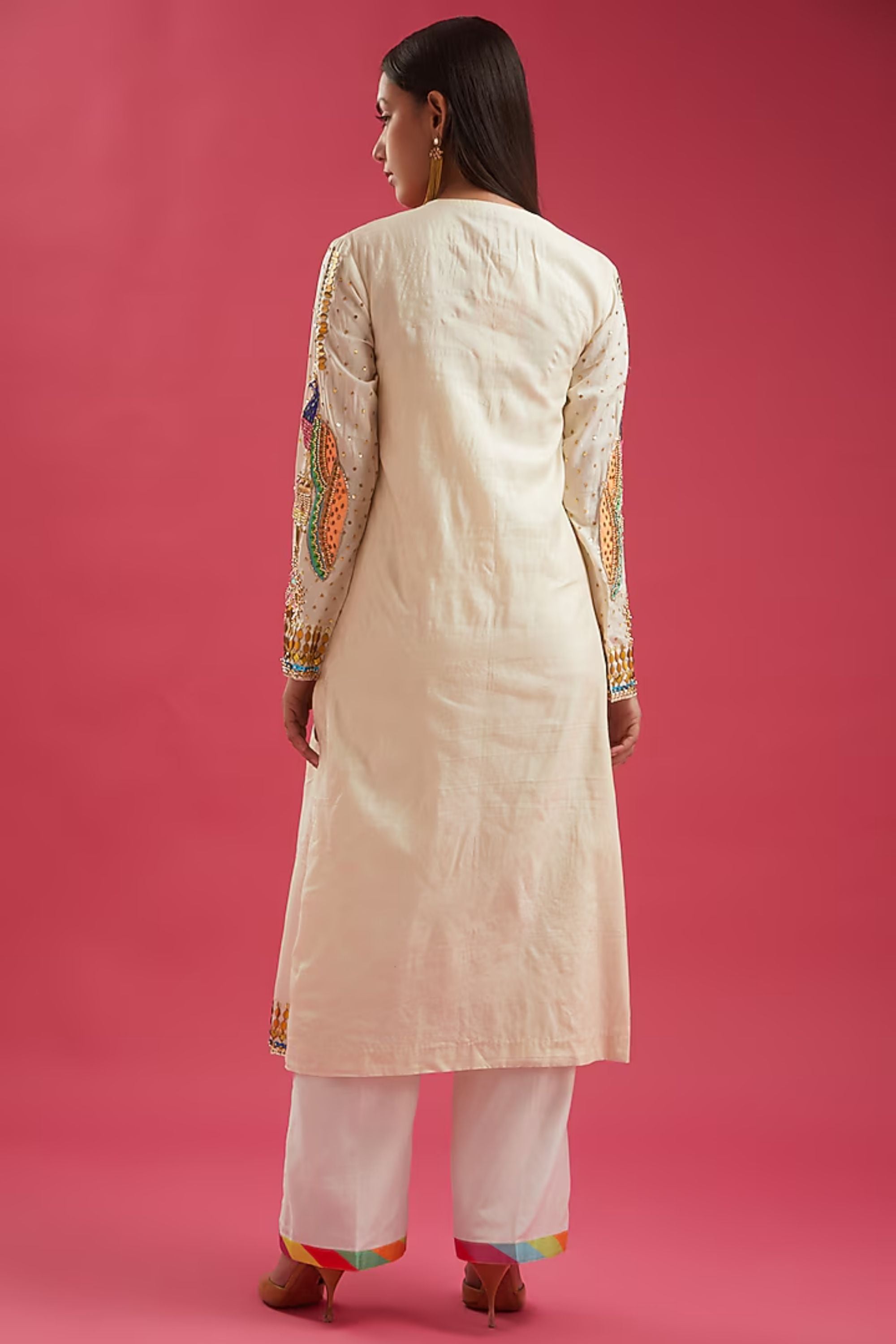 SHWETAH MOR KURTA SET